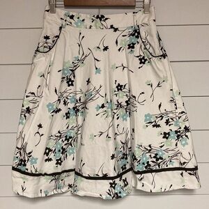 Barraza New York White Floral Circle Skirt